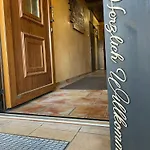 Zur Burgruine فندق