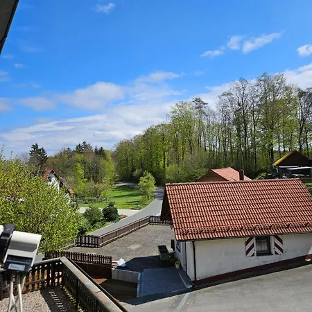 Zur Burgruine