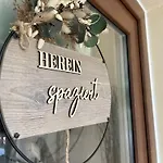 Zur Burgruine