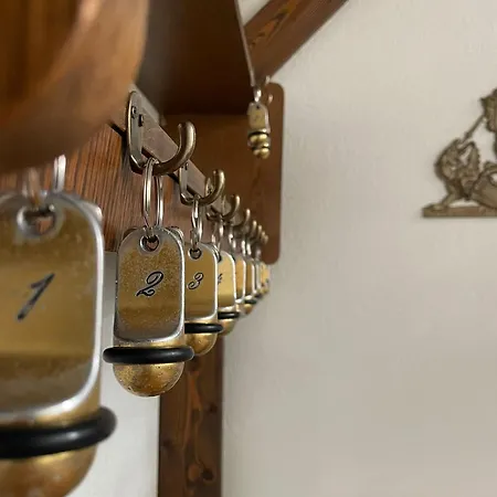 Zur Burgruine فندق بوتينشتاين