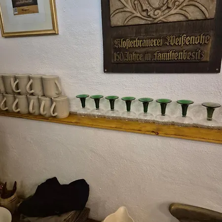 فندق Zur Burgruine بوتينشتاين